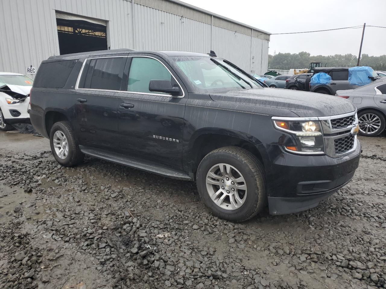 2018 Chevrolet Suburban C1500 Lt - Фото 4