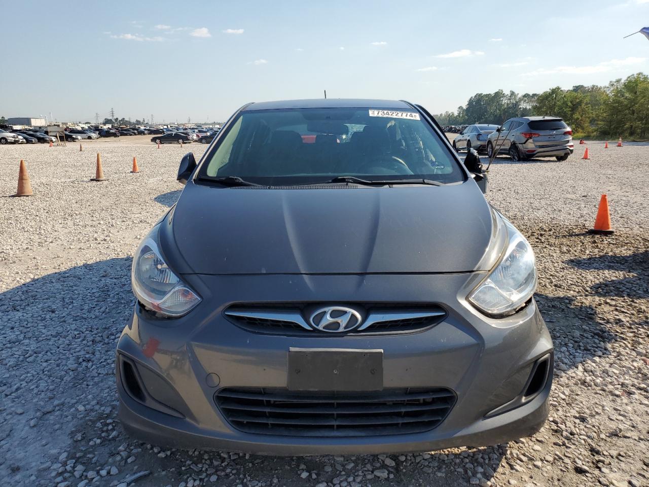 2012 Hyundai Accent Gls - Фото 5