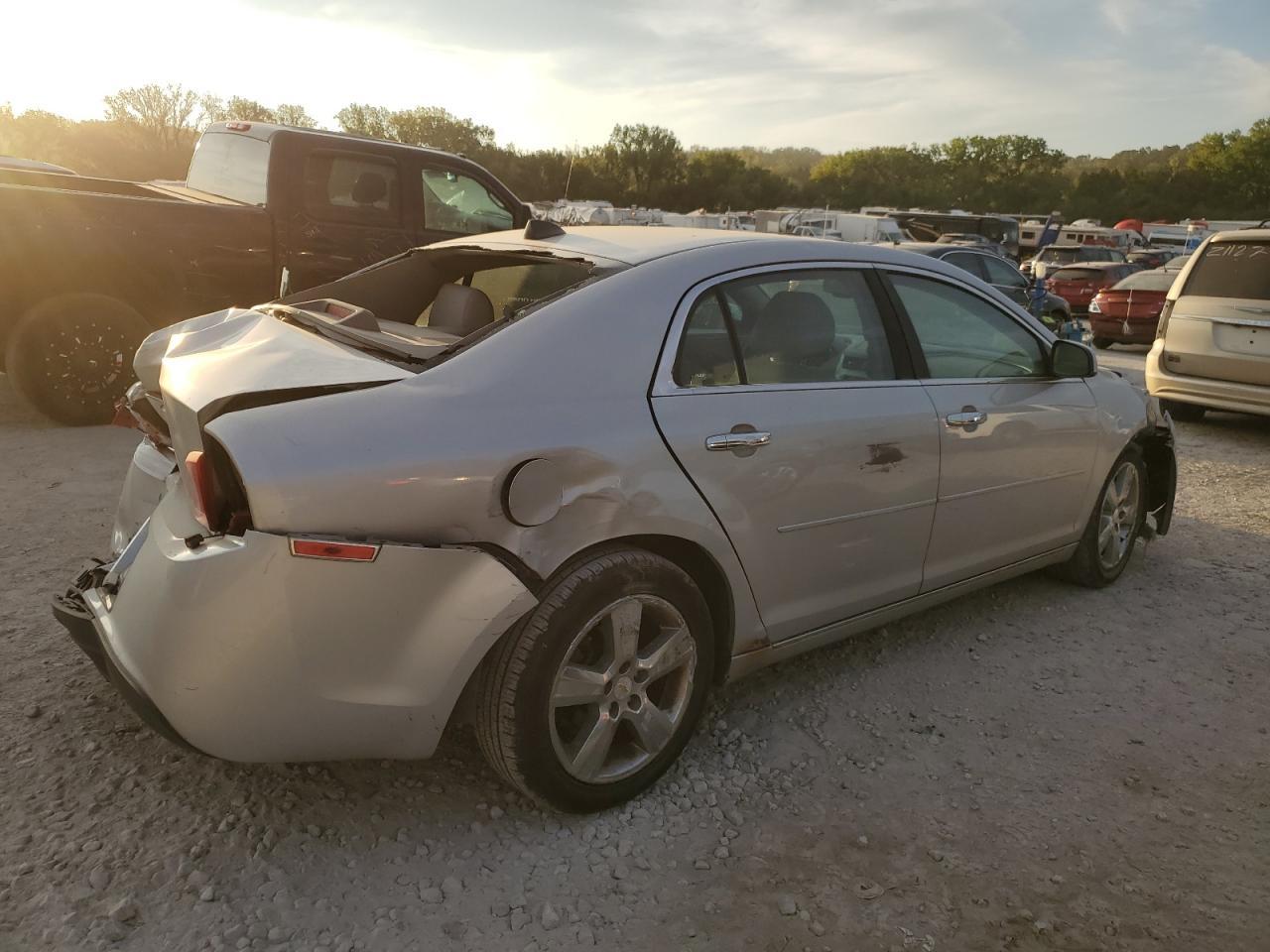2012 Chevrolet Malibu 2Lt - Фото 3