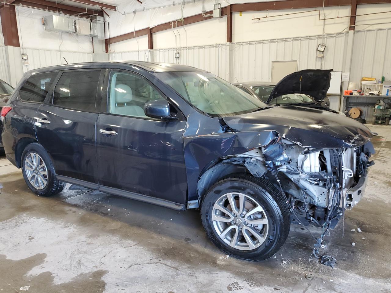 2013 Nissan Pathfinder S - Фото 4