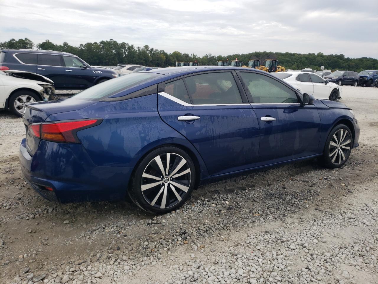 2020 Nissan Altima Platinum - Фото 3