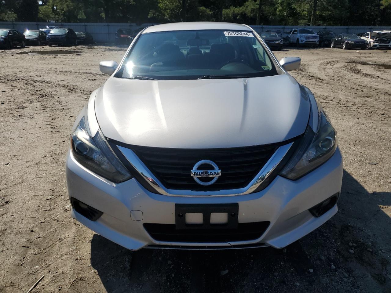 2016 Nissan Altima 2.5 - Image 5