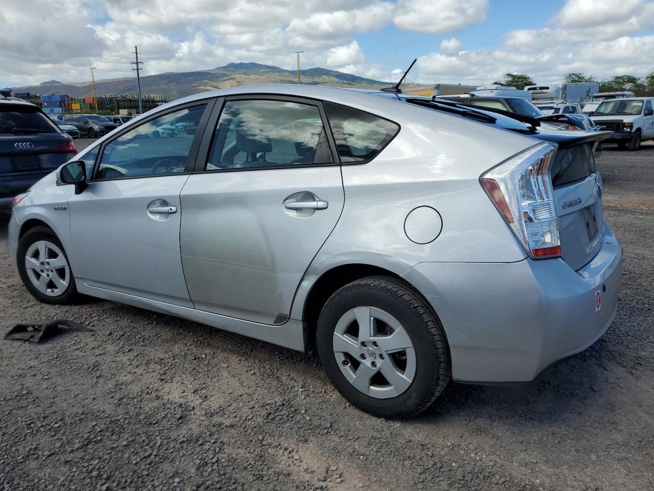 2010 Toyota Prius - Фото 2