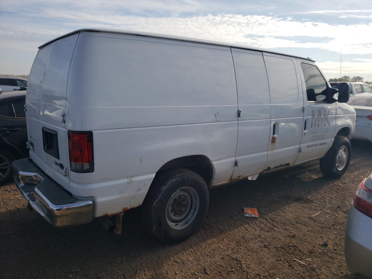 2014 Ford Econoline E350 Super Duty Van - Фото 3