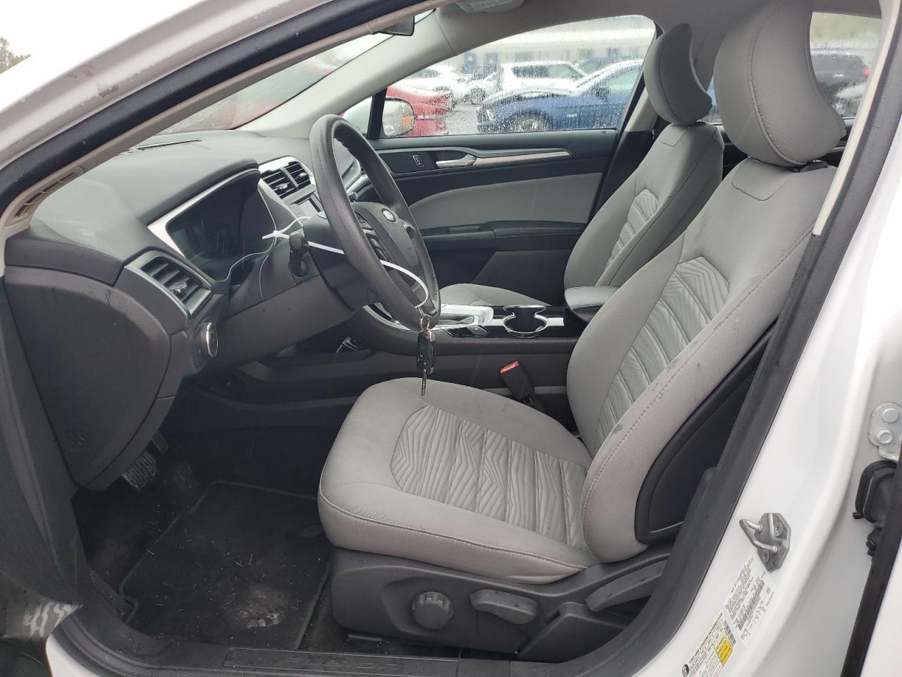 2019 Ford Fusion S - Image 7