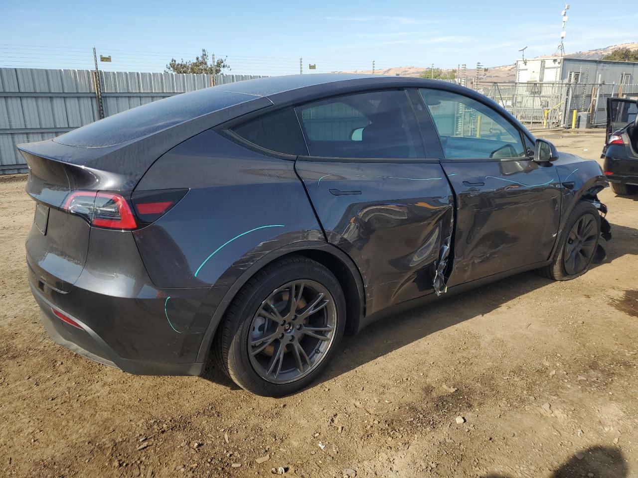 2024 Tesla Model Y - Image 3