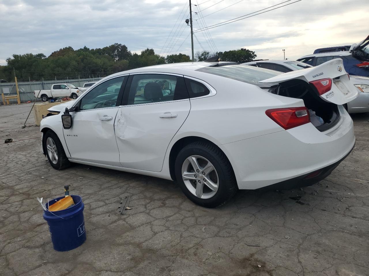 2019 Chevrolet Malibu Ls - Фото 2
