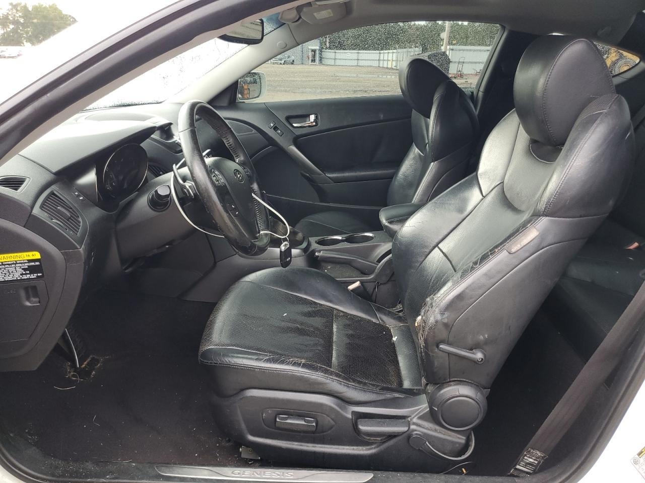2011 Hyundai Genesis Coupe 3.8L - Фото 7
