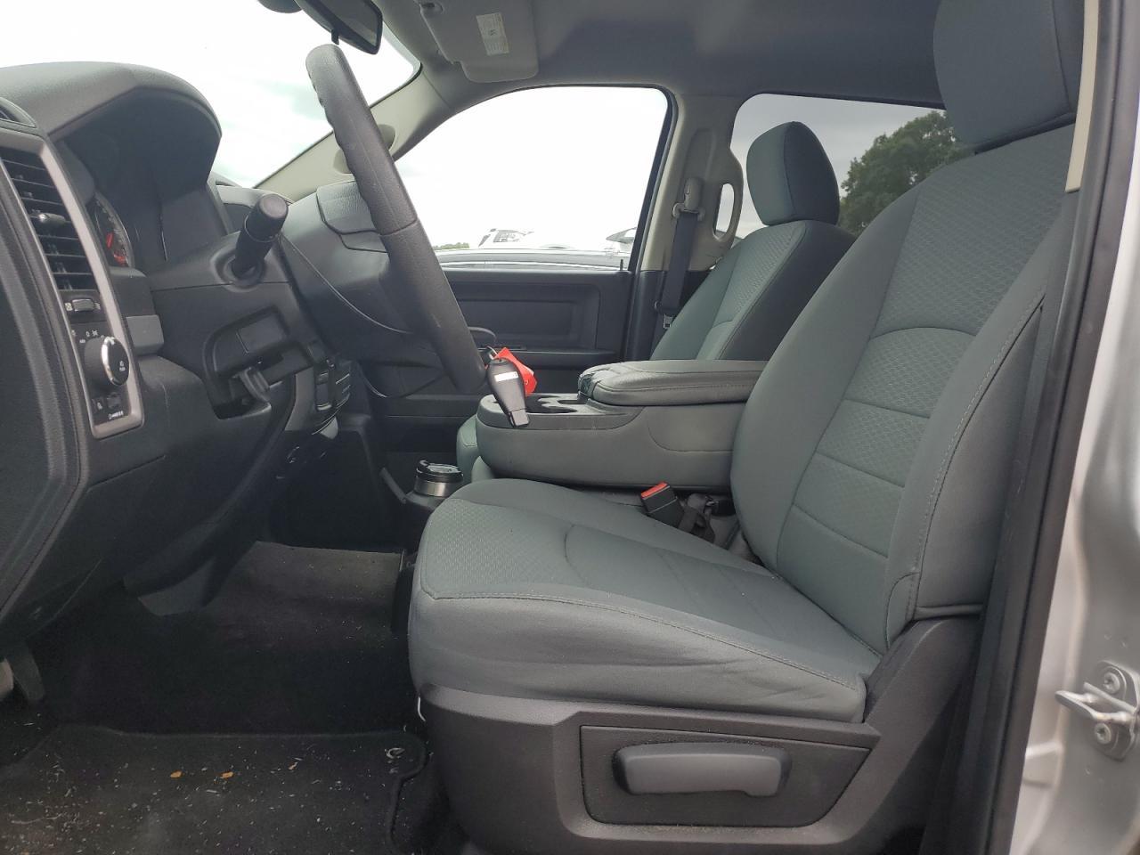 2015 Ram 1500 St - Image 7