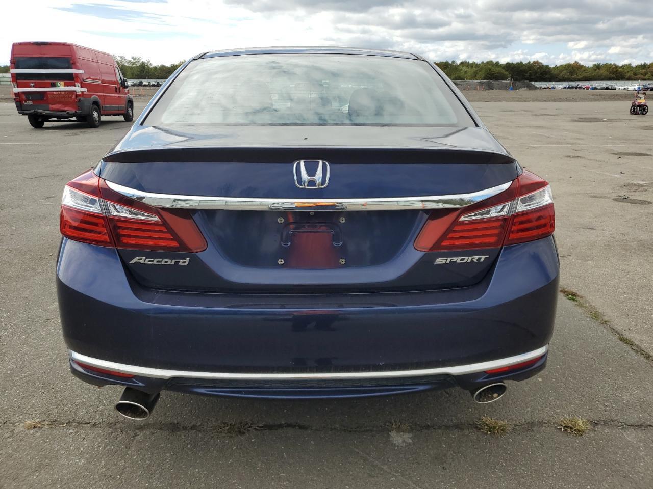 2017 Honda Accord Sport - Фото 6