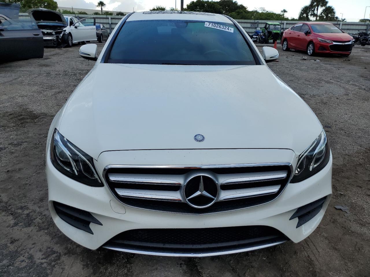 2017 Mercedes-Benz E 300 - Image 5