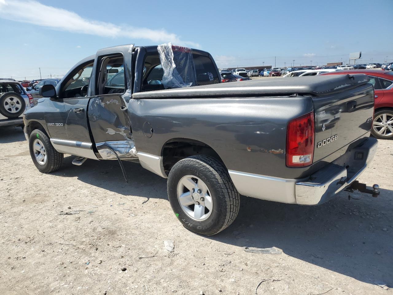 2002 Dodge Ram 1500 - Фото 2
