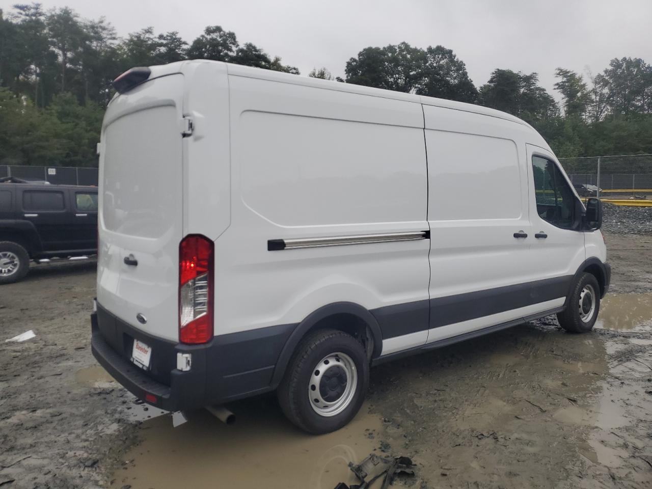 2022 Ford Transit T-250 - Фото 3