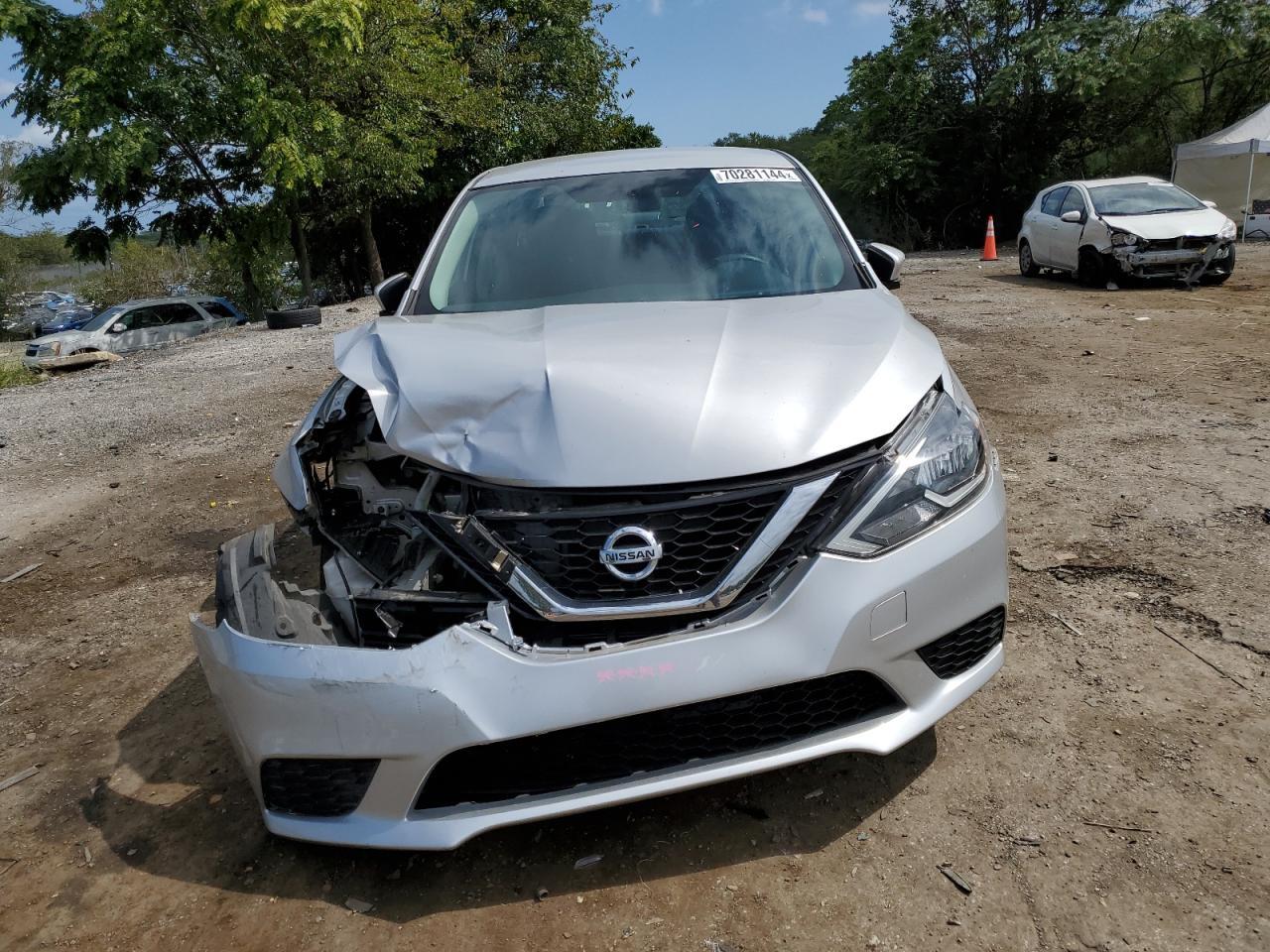 2017 Nissan Sentra S - Фото 5