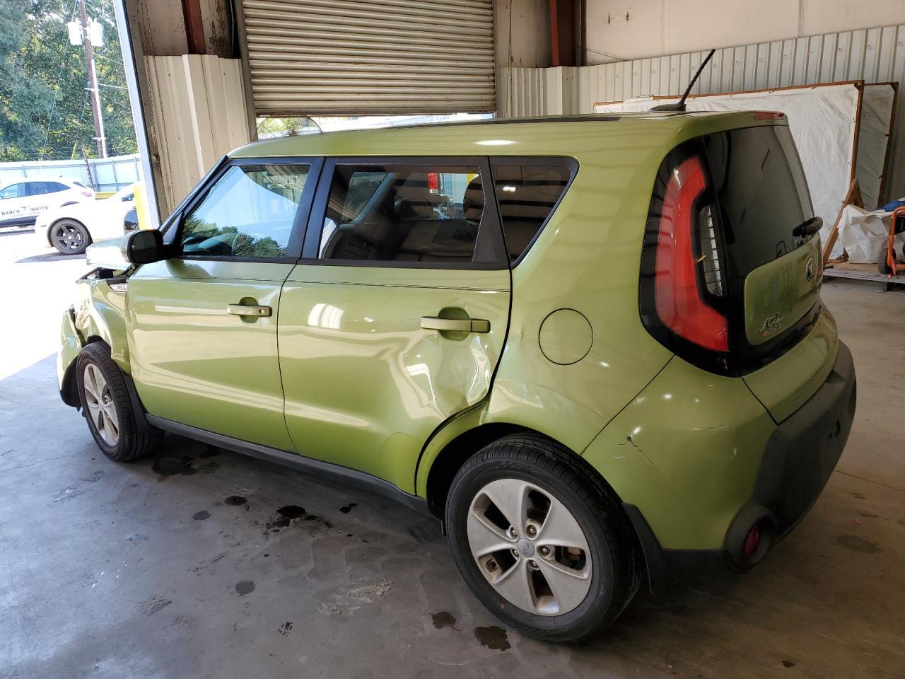 2016 Kia Soul - Image 2