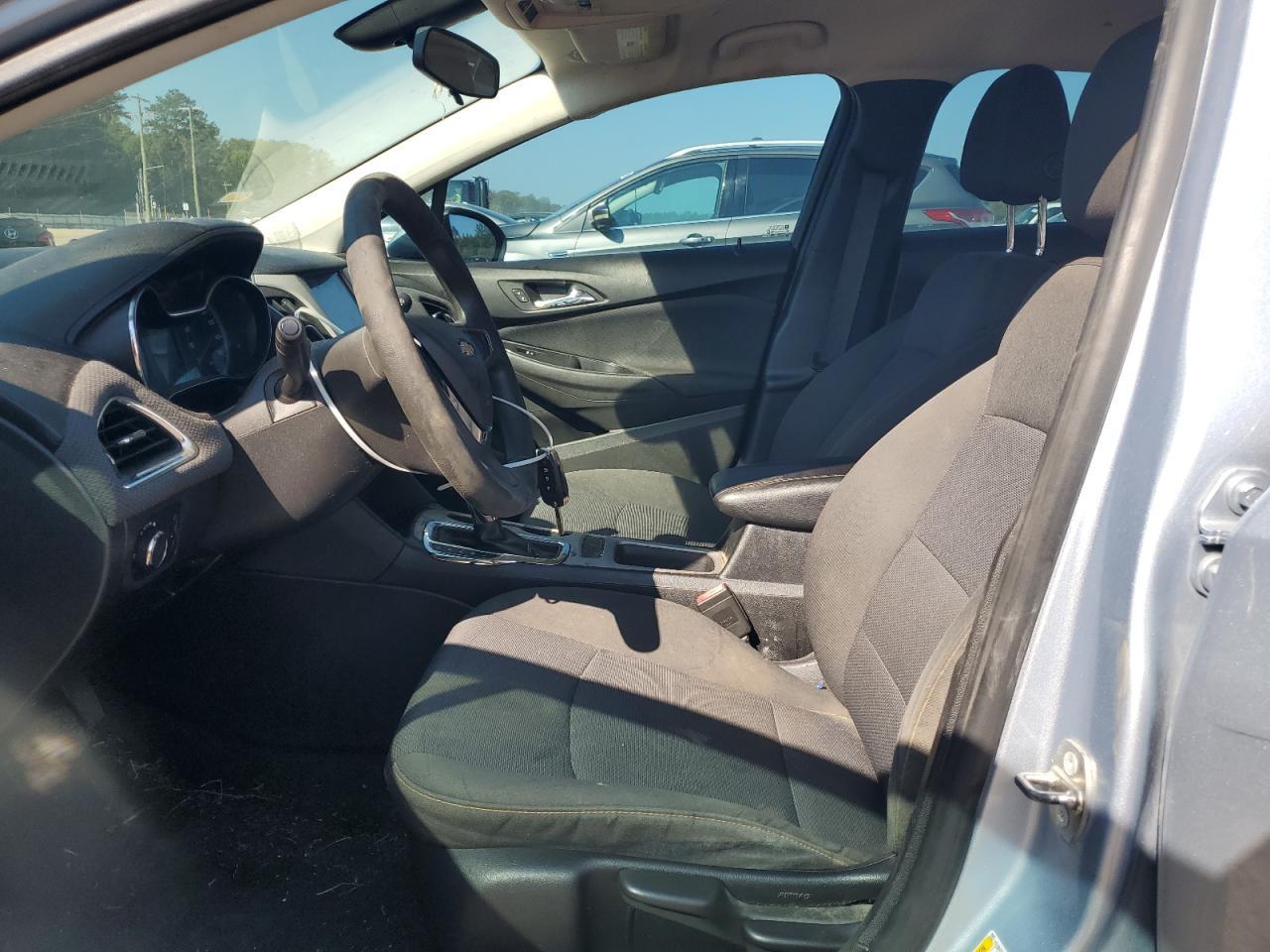 2017 Chevrolet Cruze Ls - Image 7