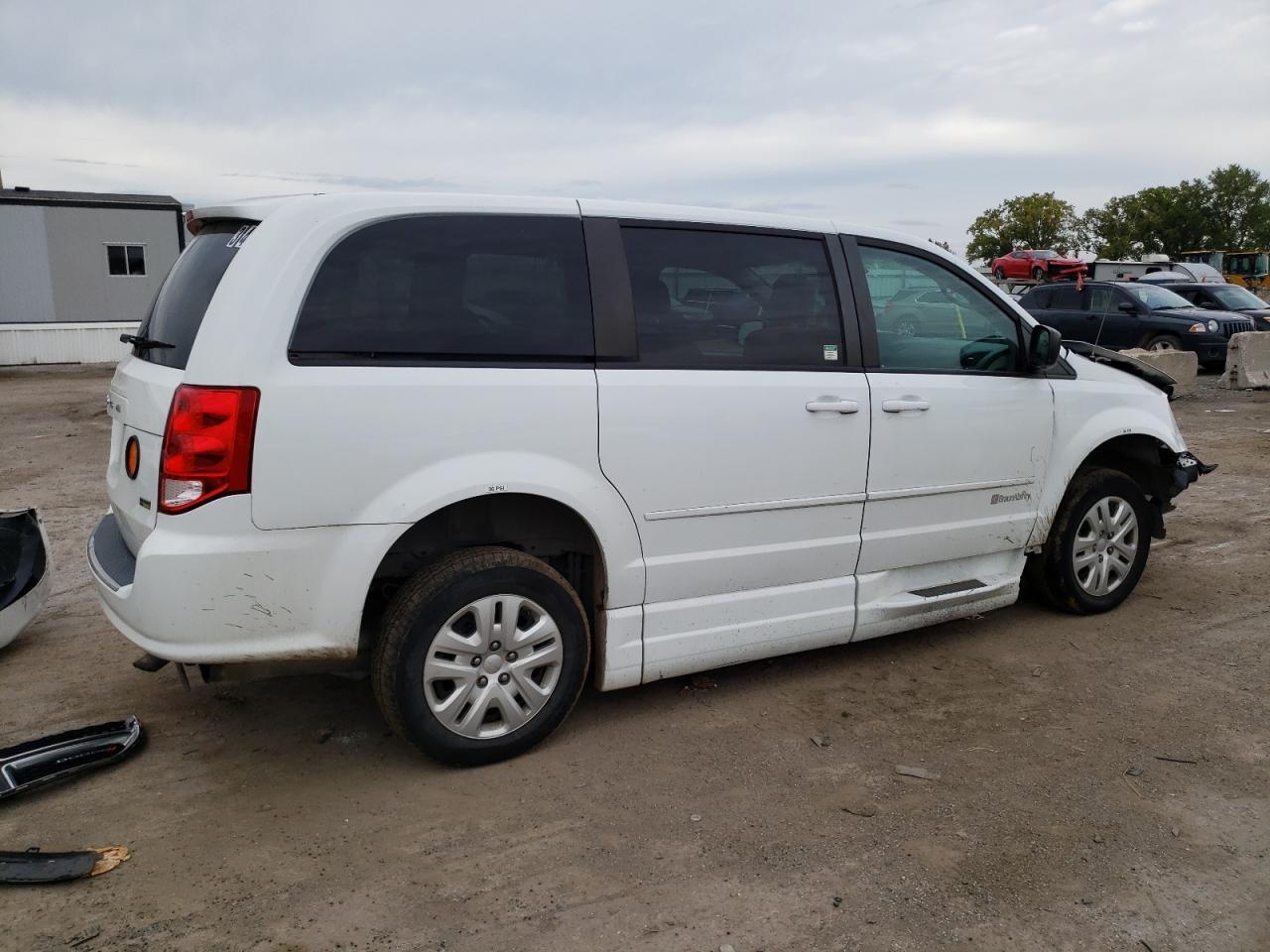 2017 Dodge Grand Caravan Se - Фото 3