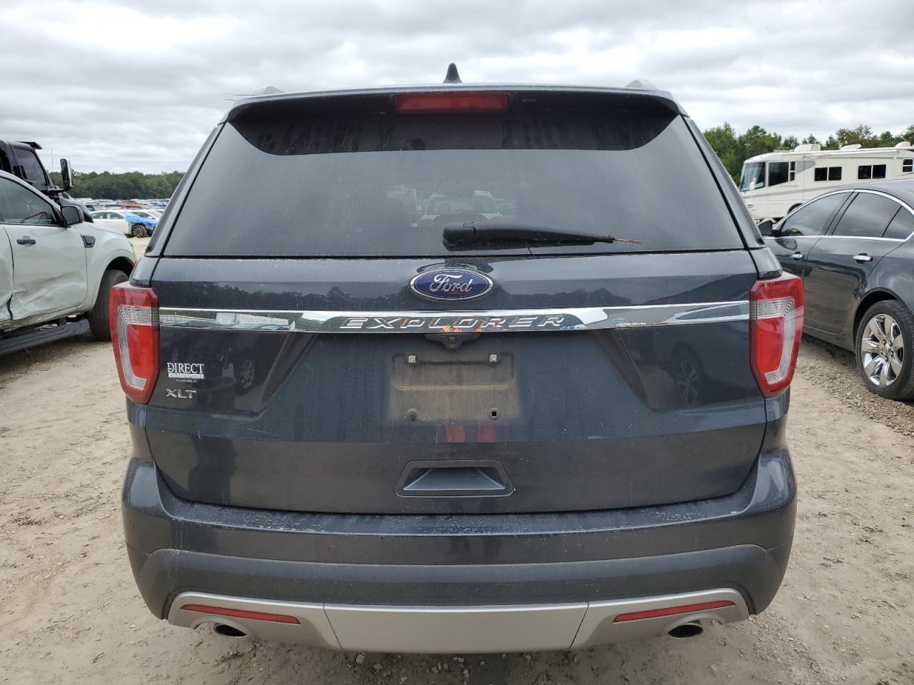 2017 Ford Explorer Xlt - Image 6