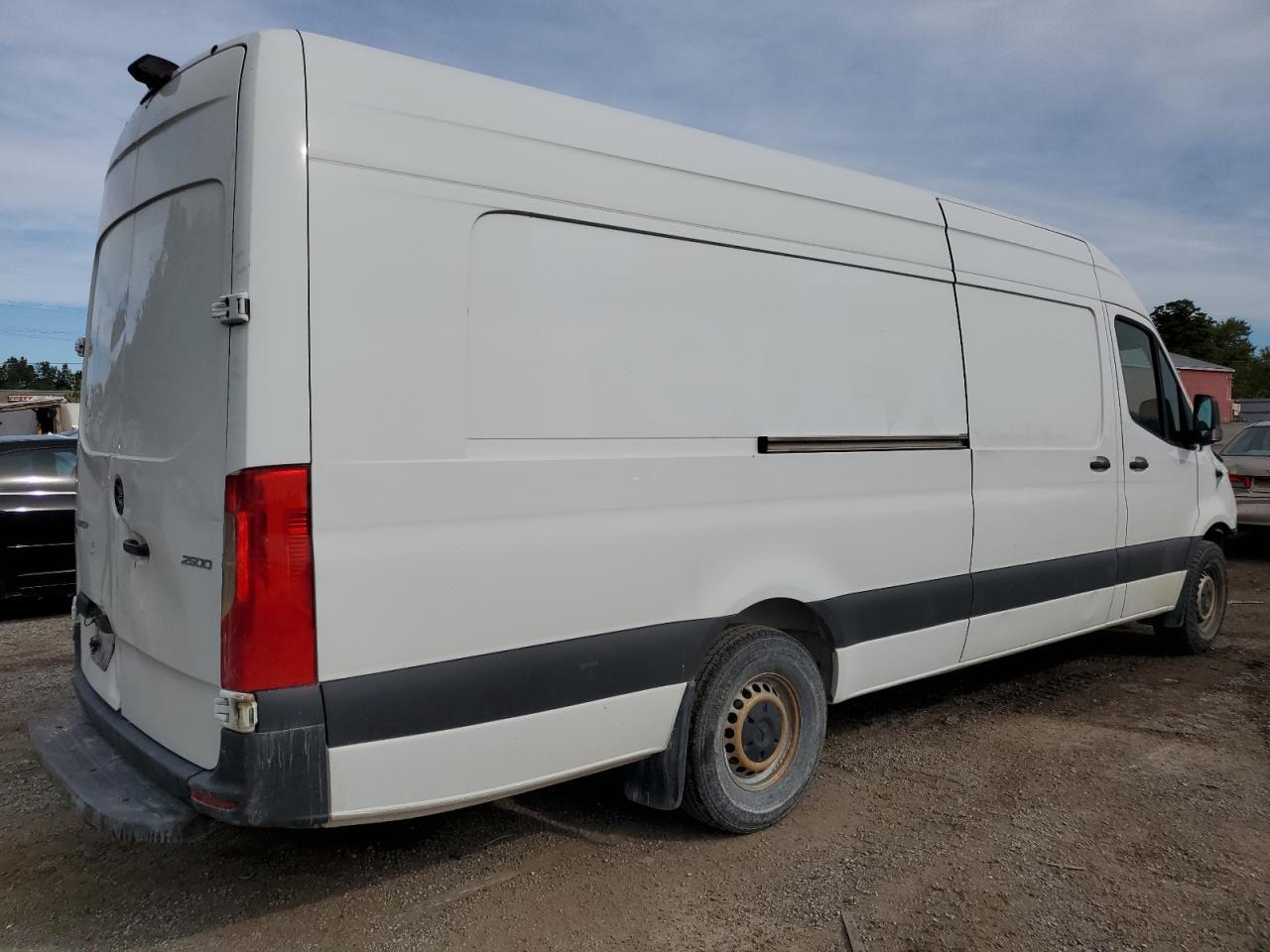 2021 Mercedes-Benz Sprinter 2500 - Фото 3