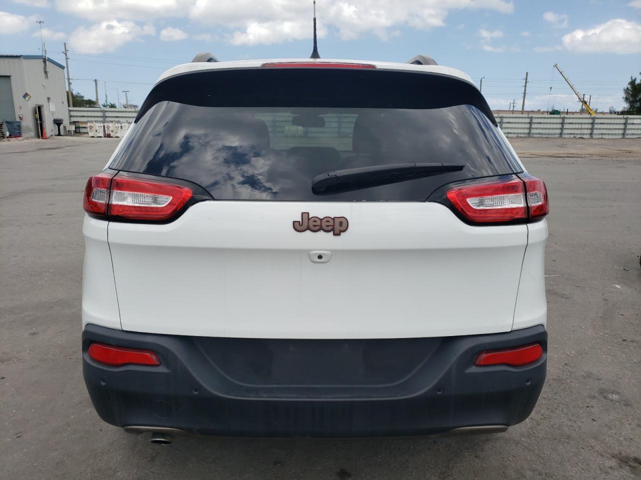 2017 Jeep Cherokee Latitude - Фото 6