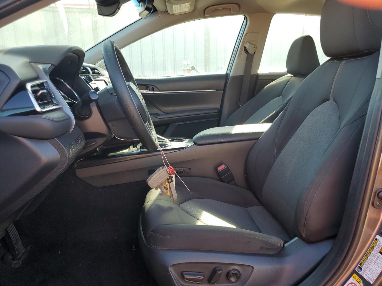 2018 Toyota Camry L - Фото 7