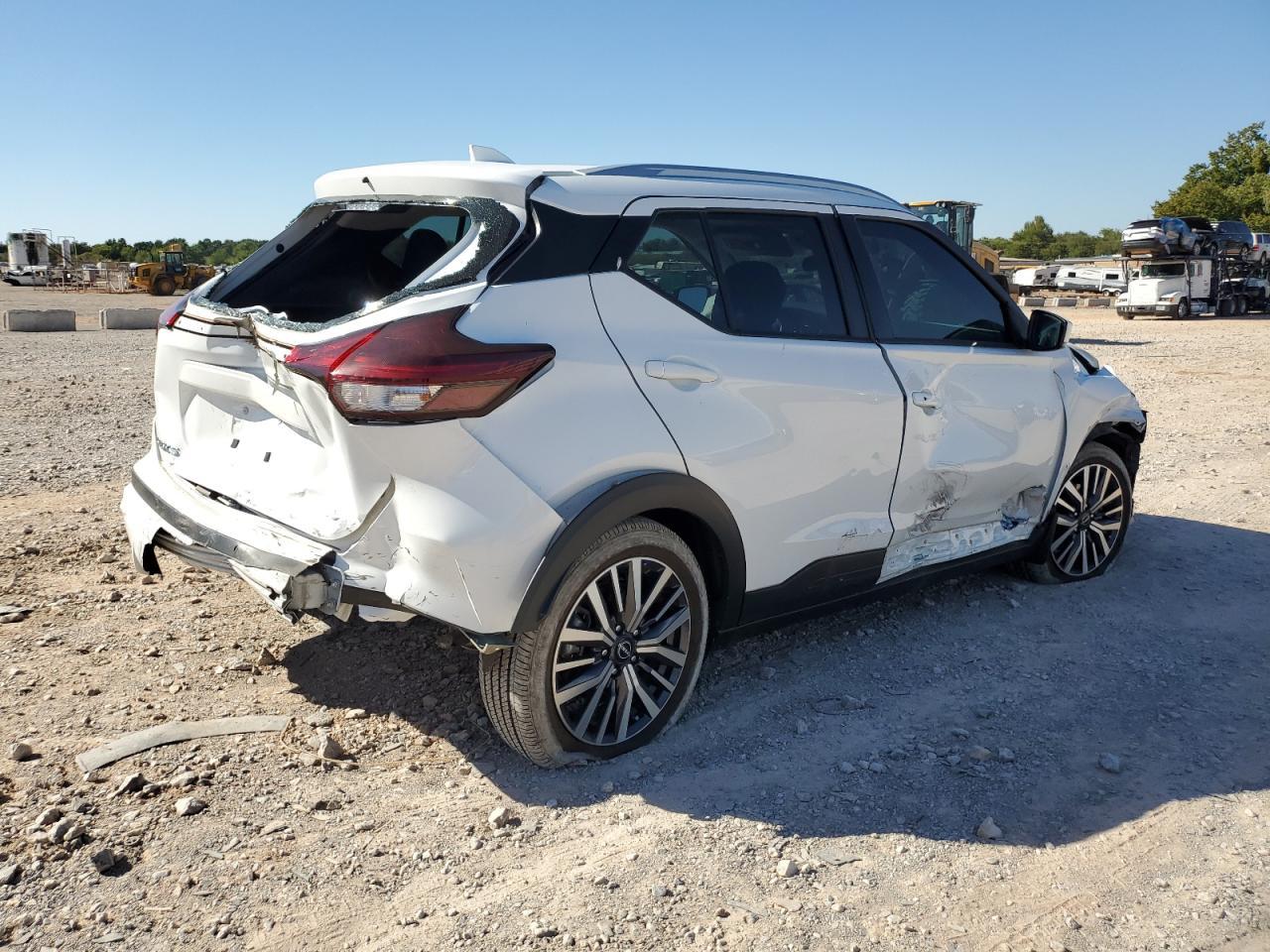 2023 Nissan Kicks Sv - Фото 3