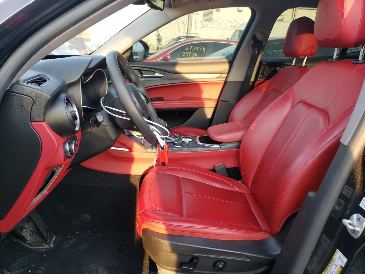 2021 Alfa Romeo Stelvio Sport - Фото 7