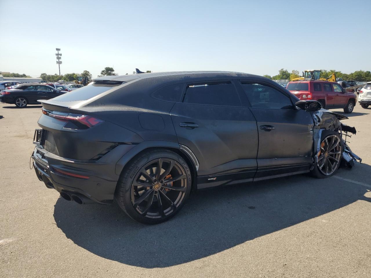 2024 Lamborghini Urus S - Фото 3