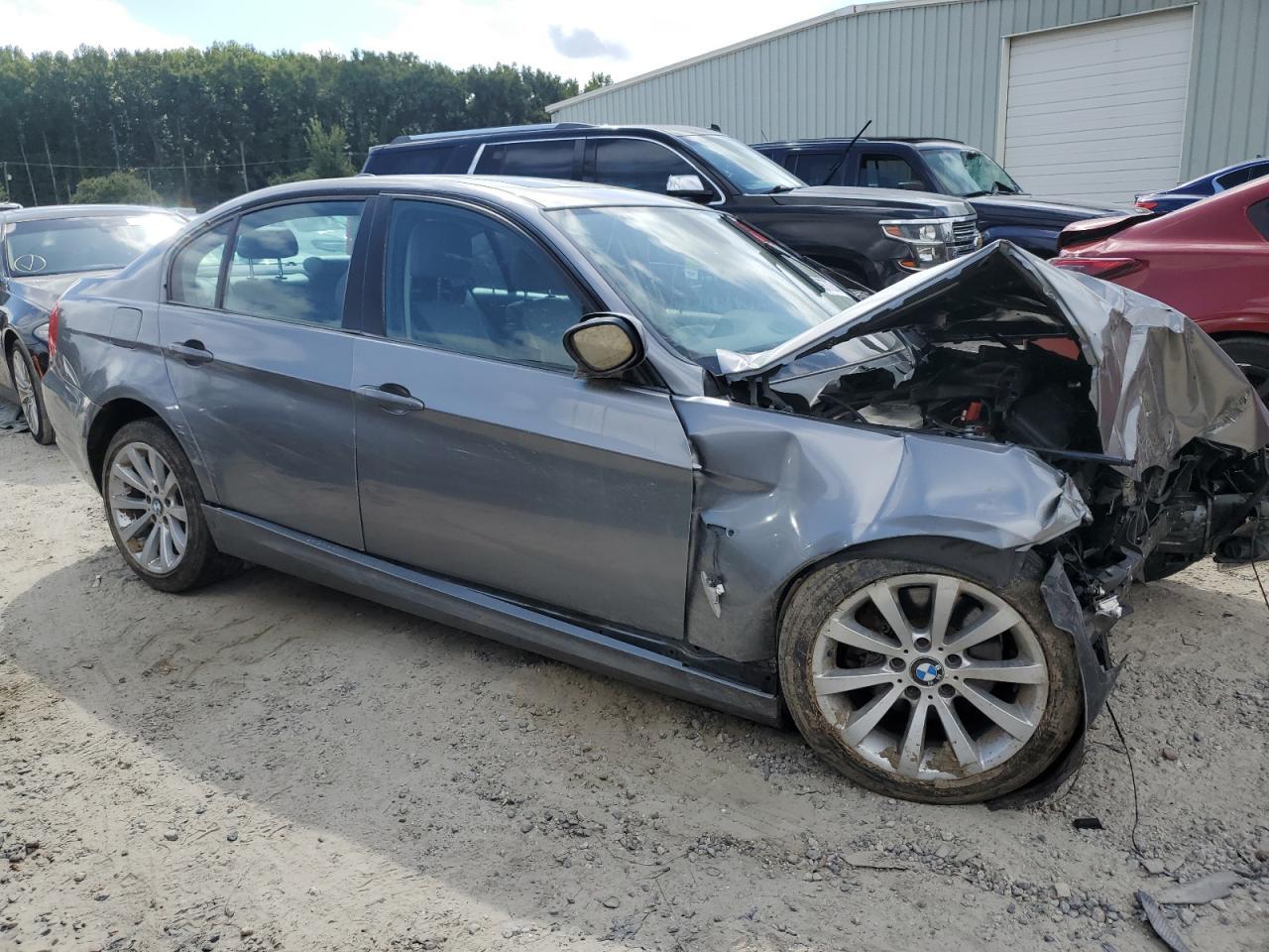 2011 BMW 328 I Sulev - Image 4