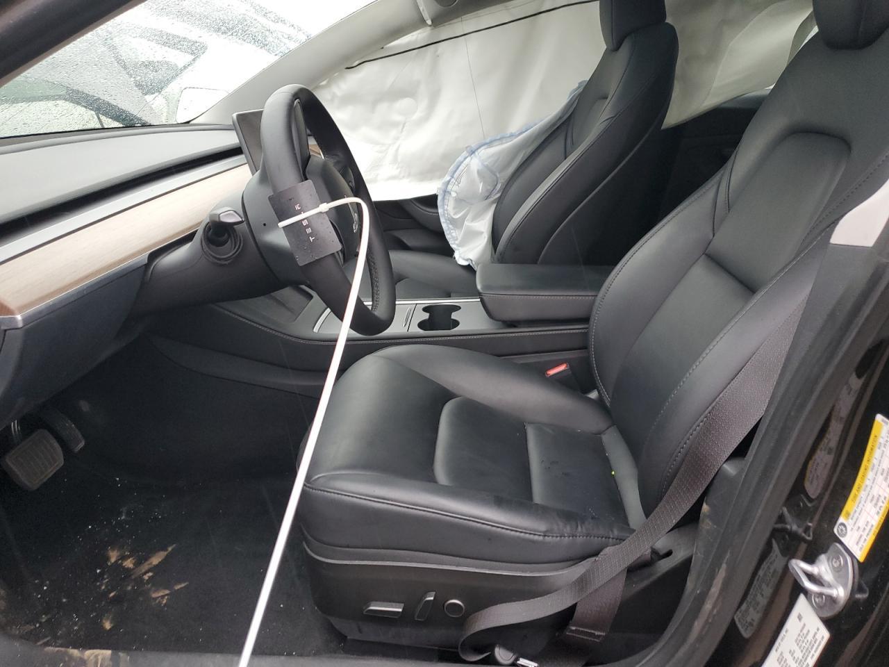 2023 Tesla Model 3 - Image 7