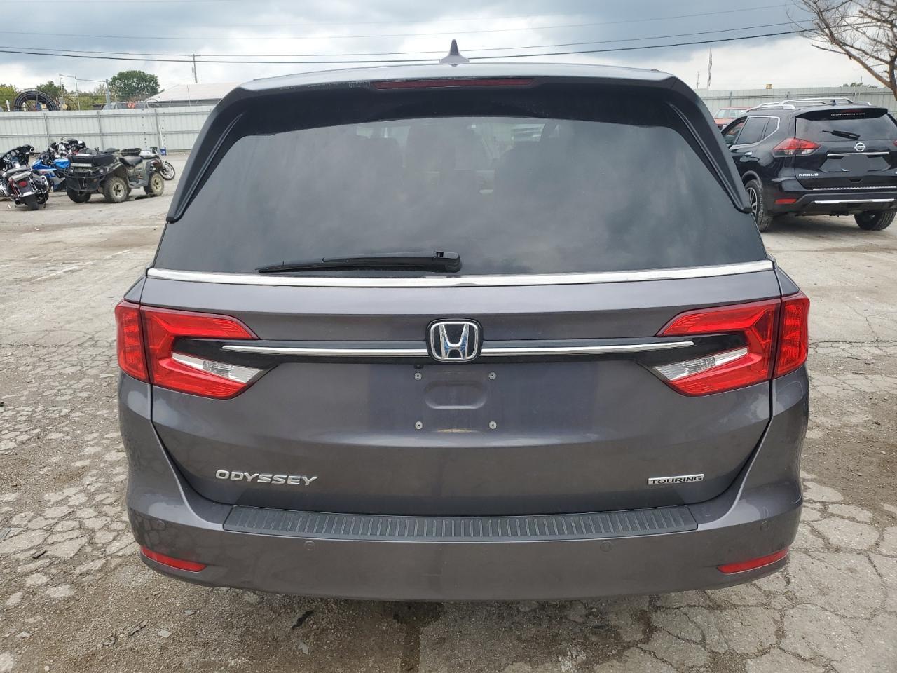 2021 Honda Odyssey Touring - Image 6