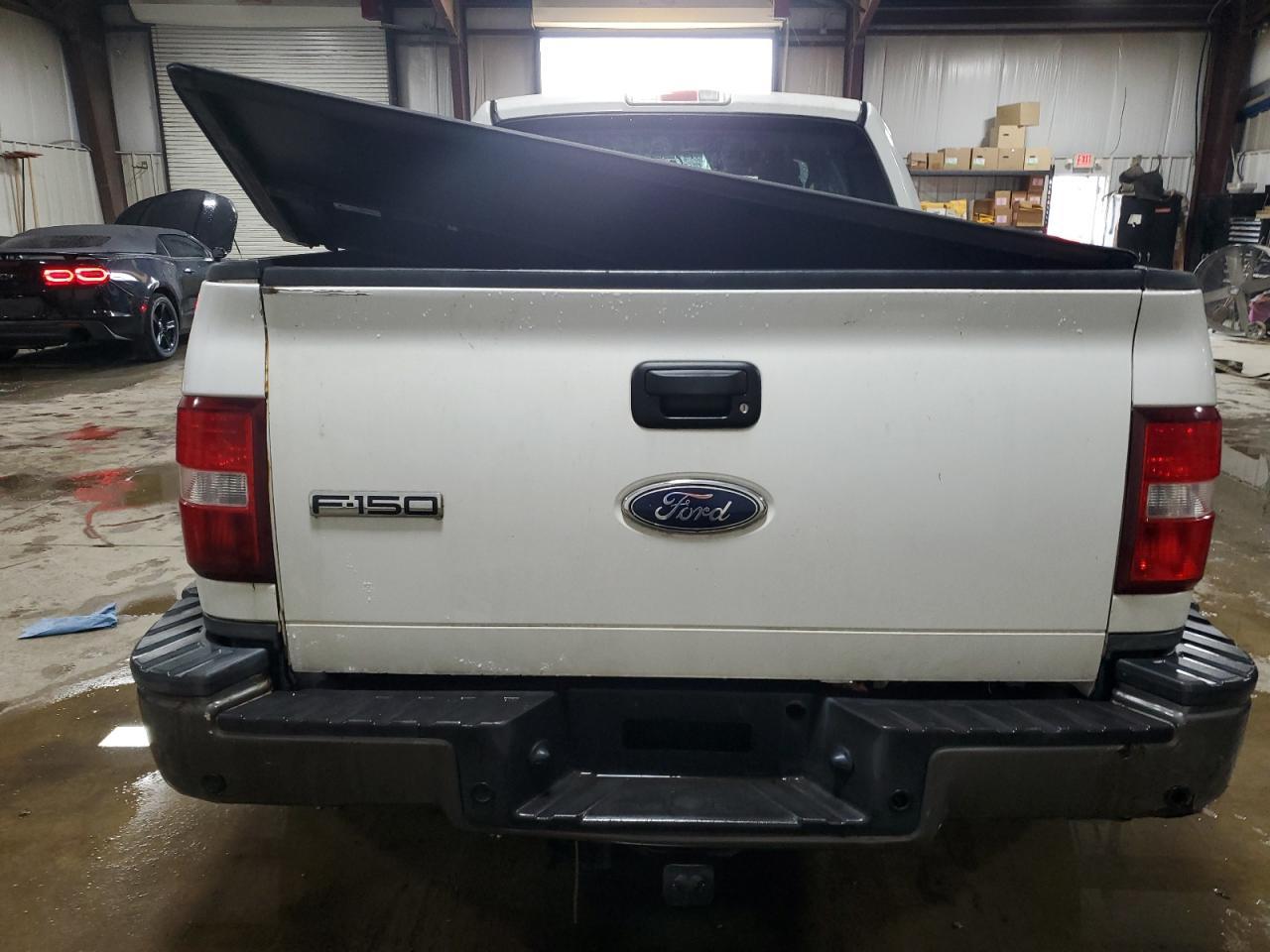 2004 Ford F150 - Image 6
