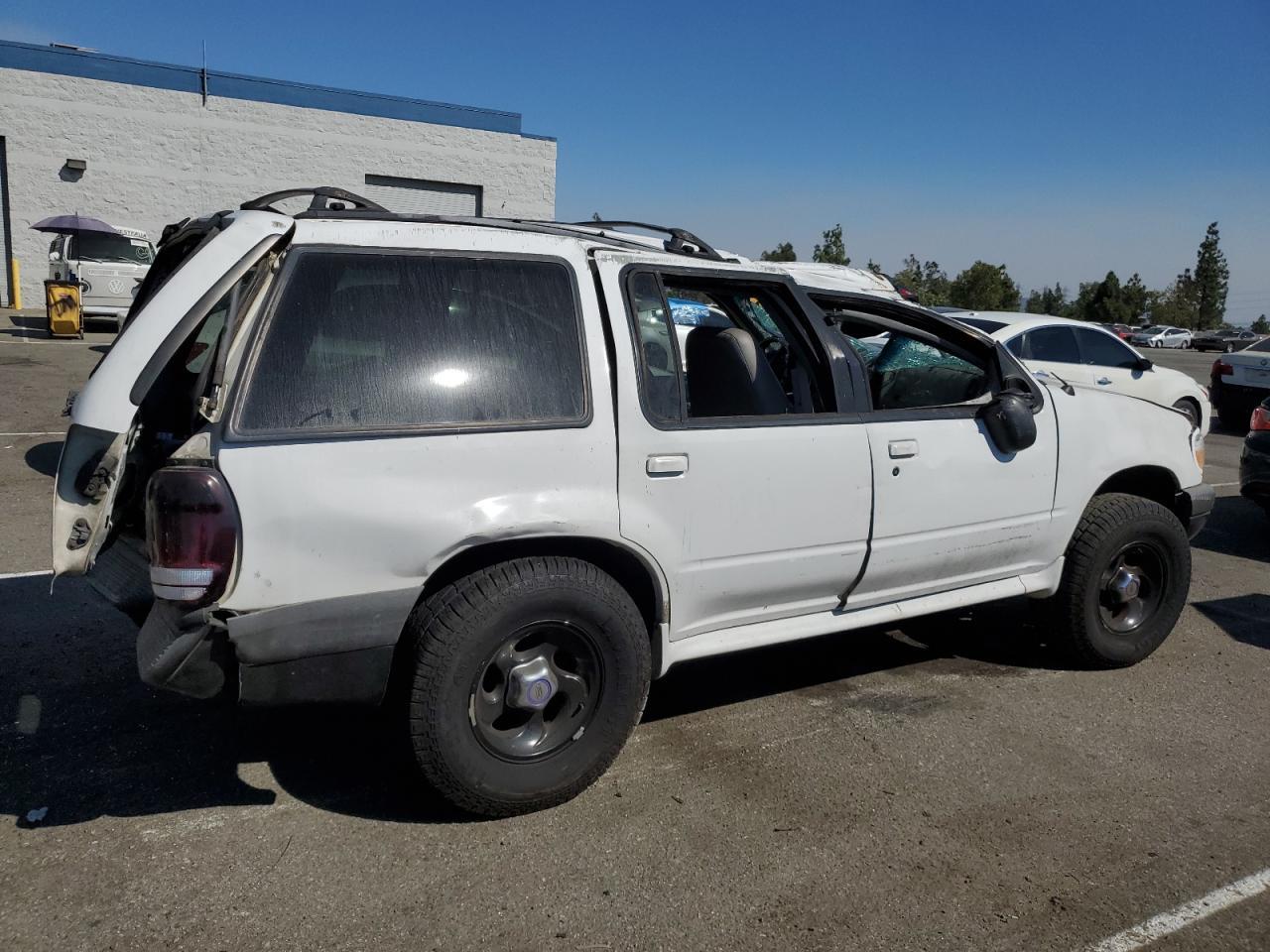 1999 Ford Explorer - Image 3
