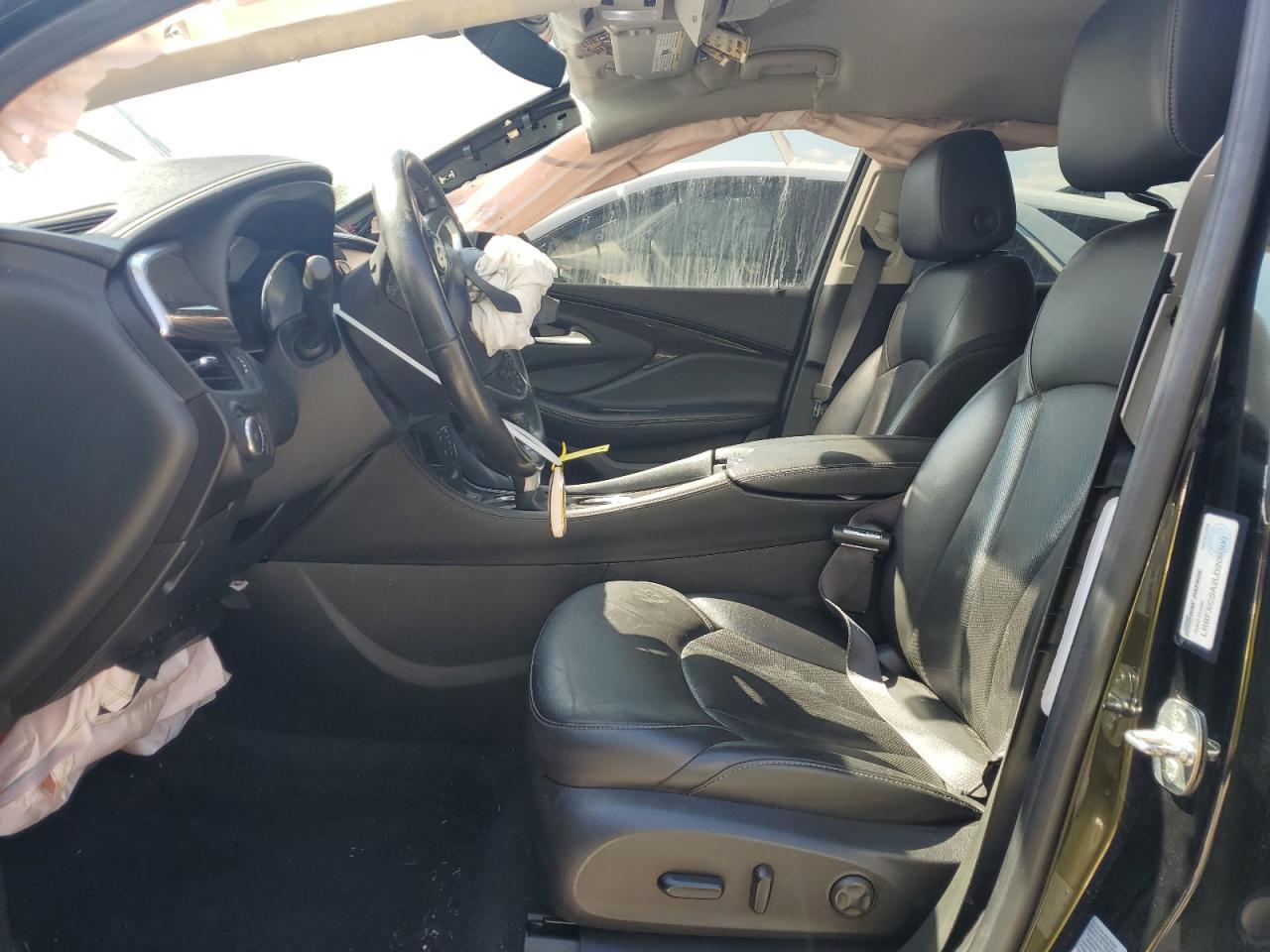 2020 Buick Envision Essence - Image 7