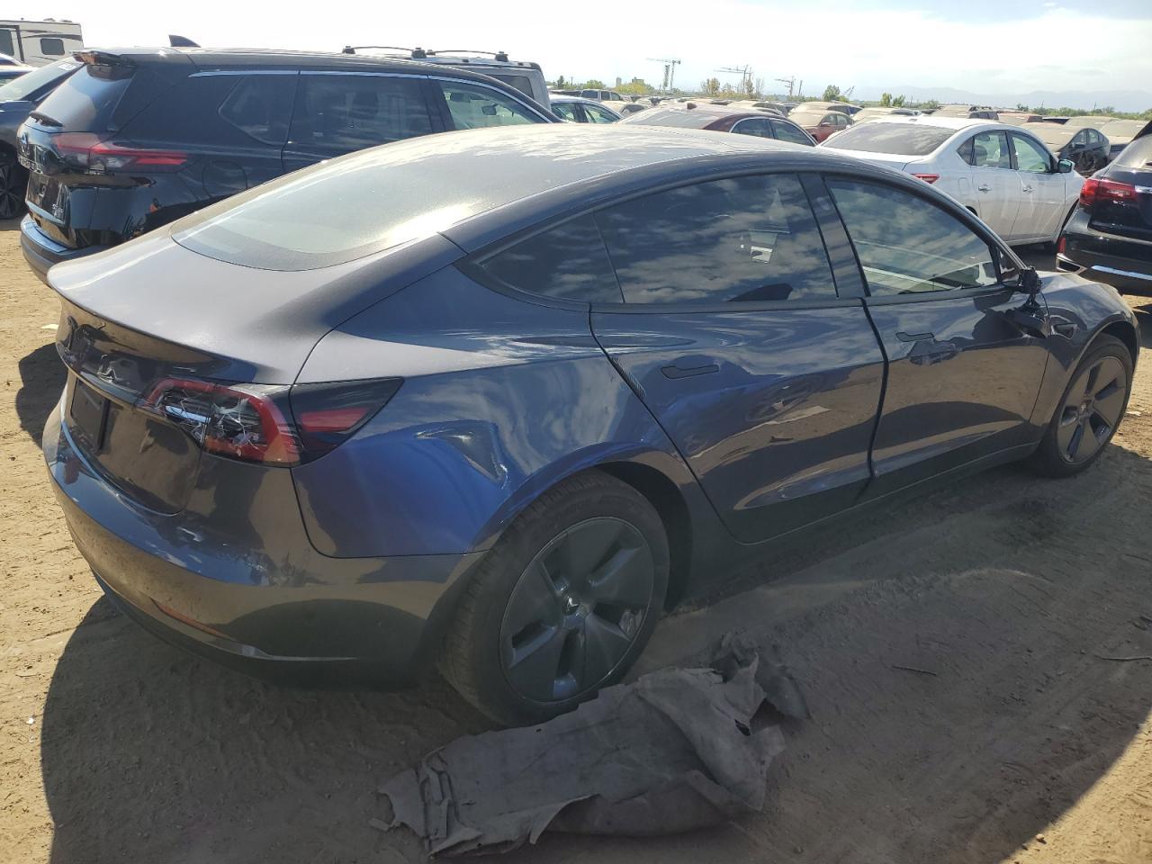 2023 Tesla Model 3 - Фото 3