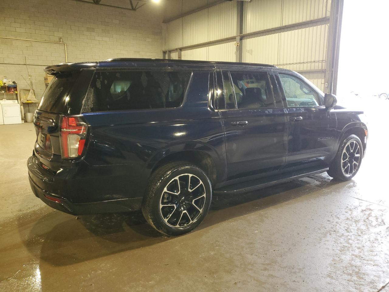2024 Chevrolet Suburban K1500 Rst - Фото 3