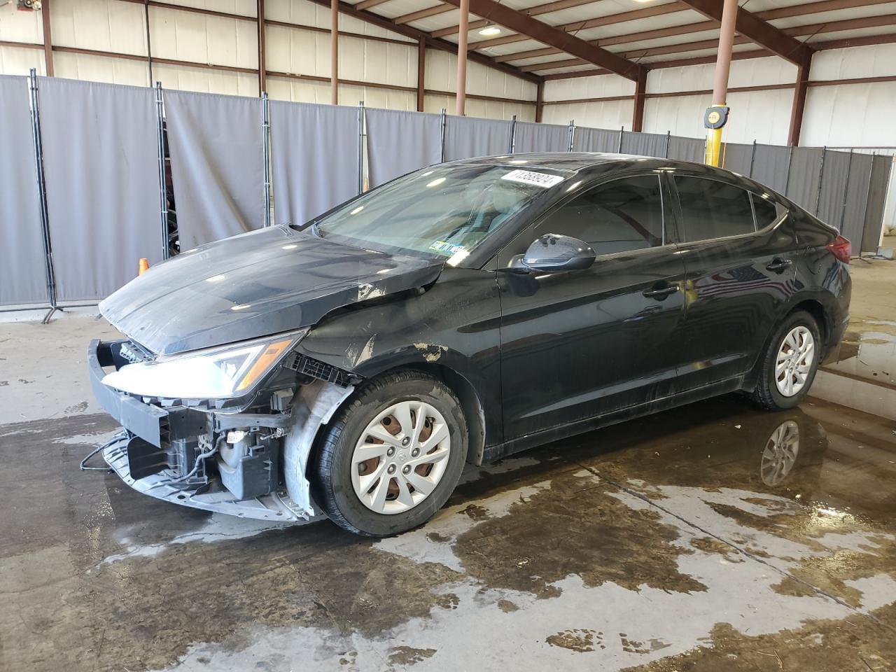 2019 Hyundai Elantra Se - Фото 2