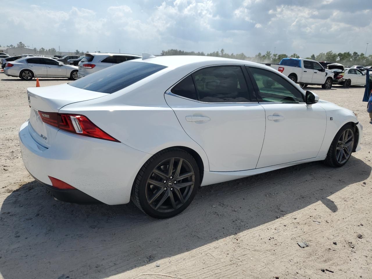 2014 Lexus Is 250 - Image 3