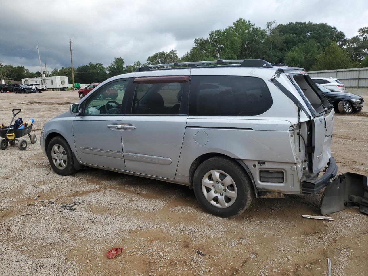 2007 Kia Sedona Ex - Image 2