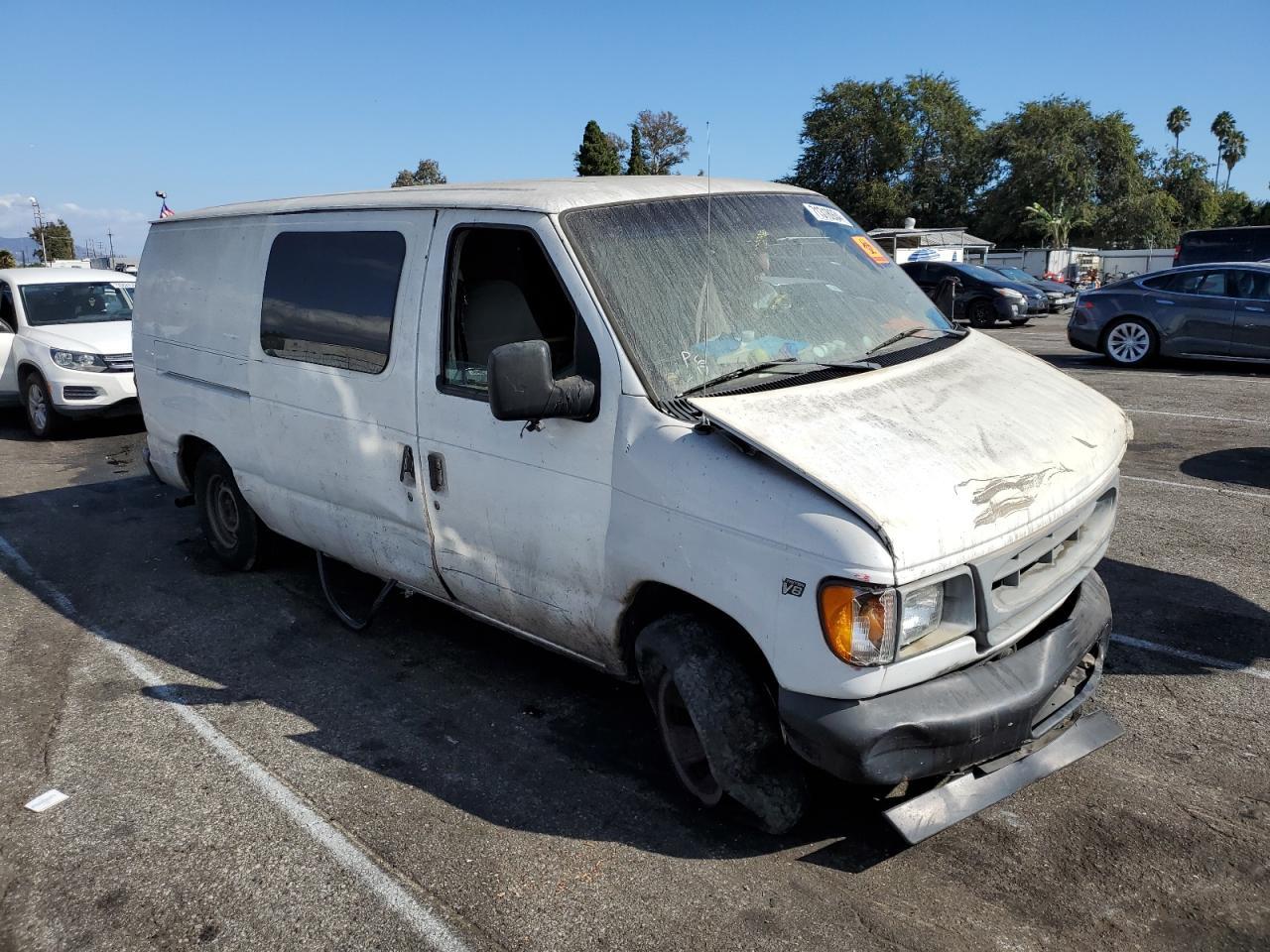 2003 Ford Econoline E150 Van - Image 4
