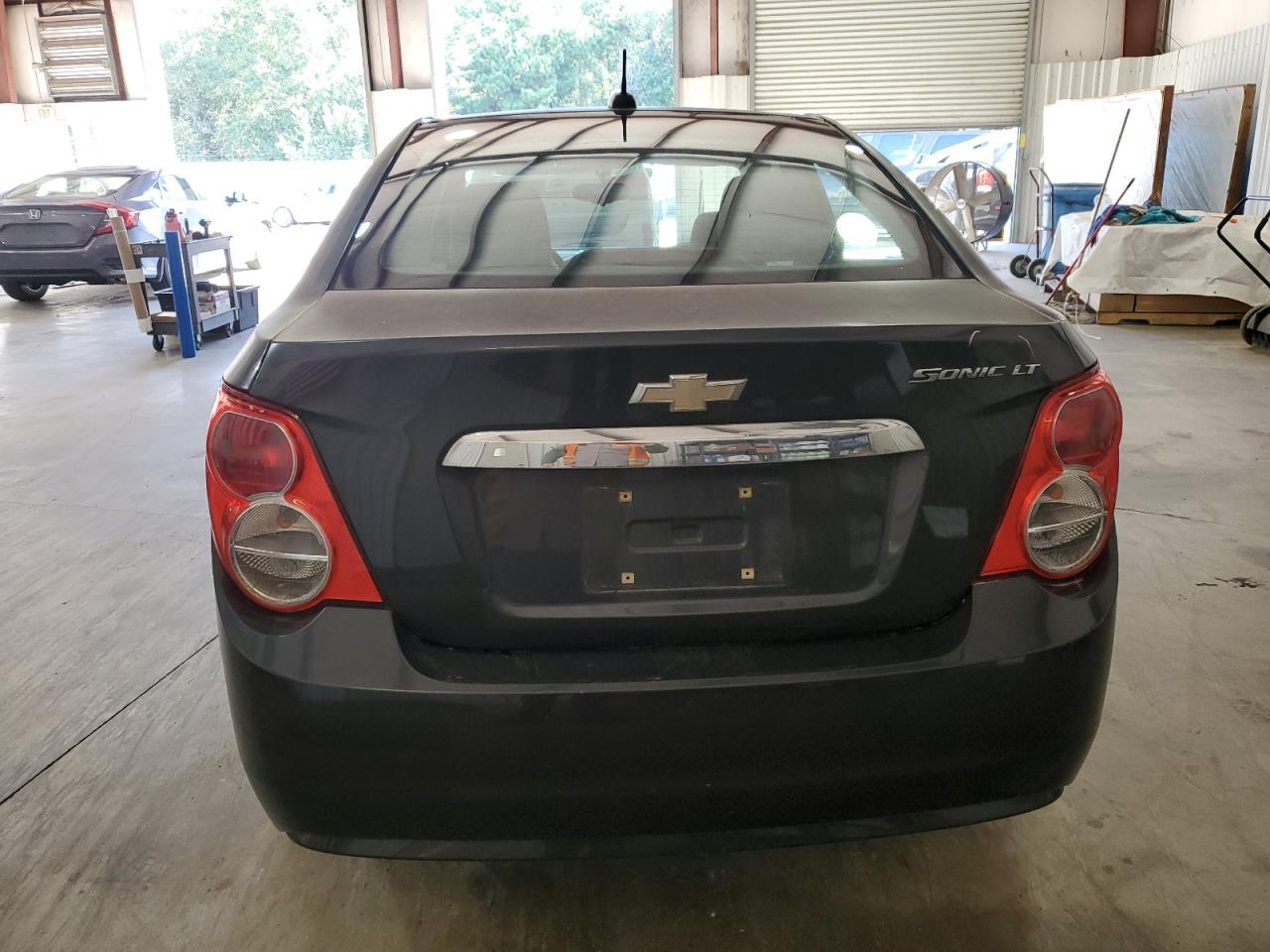 2015 Chevrolet Sonic Lt - Фото 6