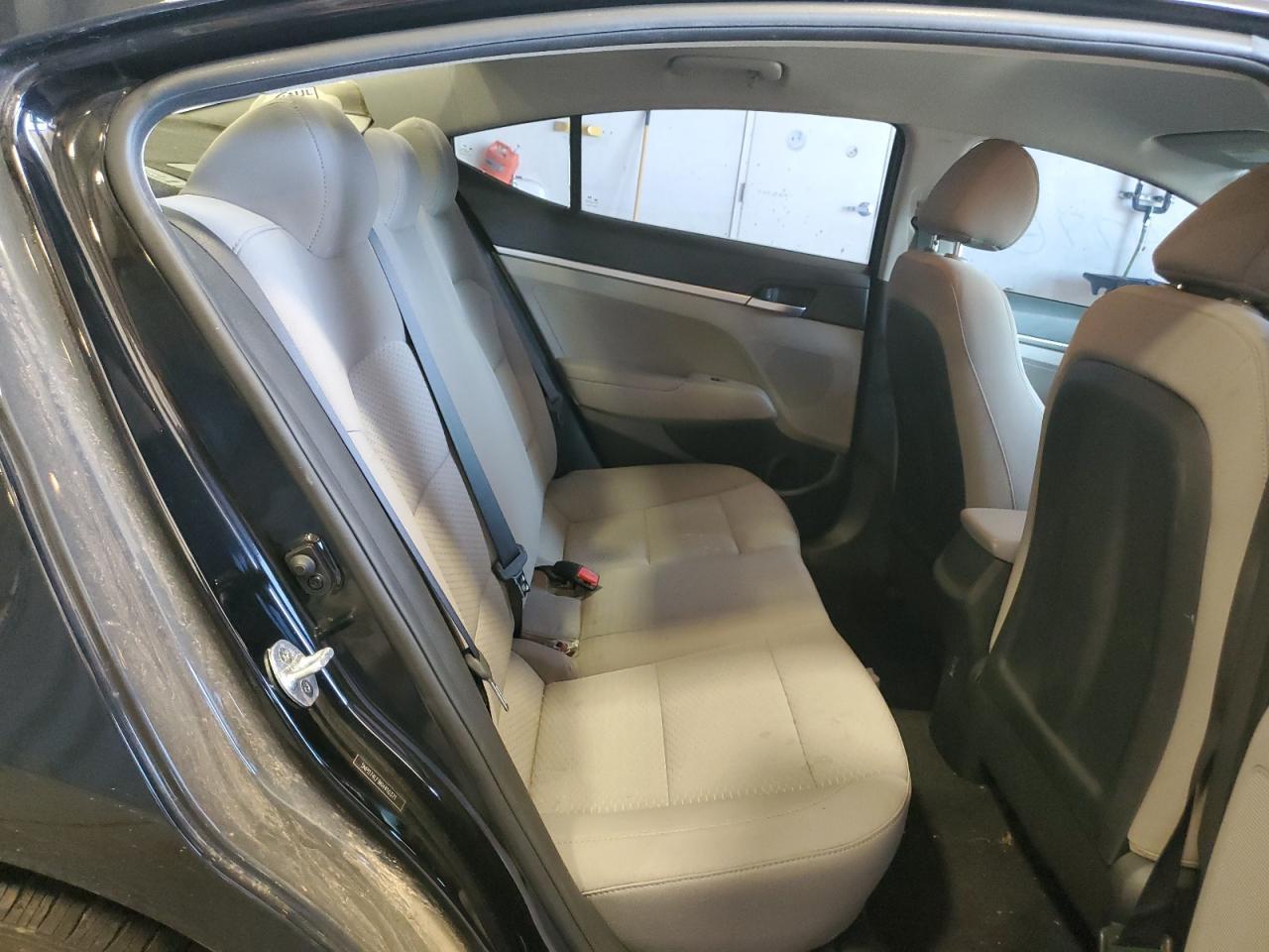 2019 Hyundai Elantra Se - Фото 6