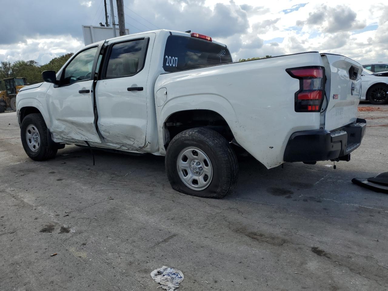 2023 Nissan Frontier S - Image 2