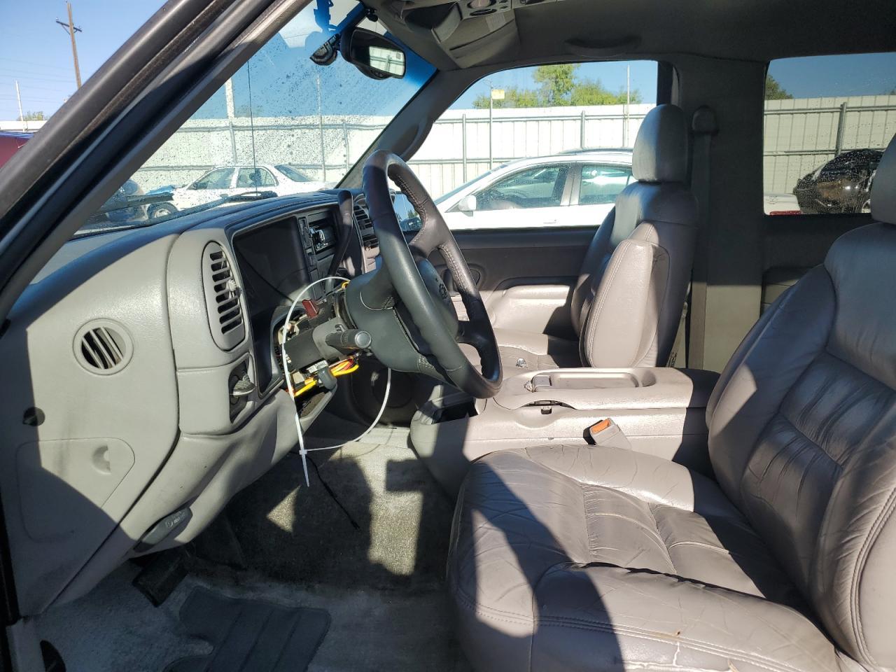 1999 Chevrolet Tahoe K1500 - Фото 7