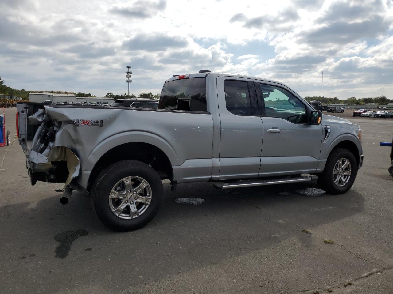 2023 Ford F150 Super Cab - Image 3