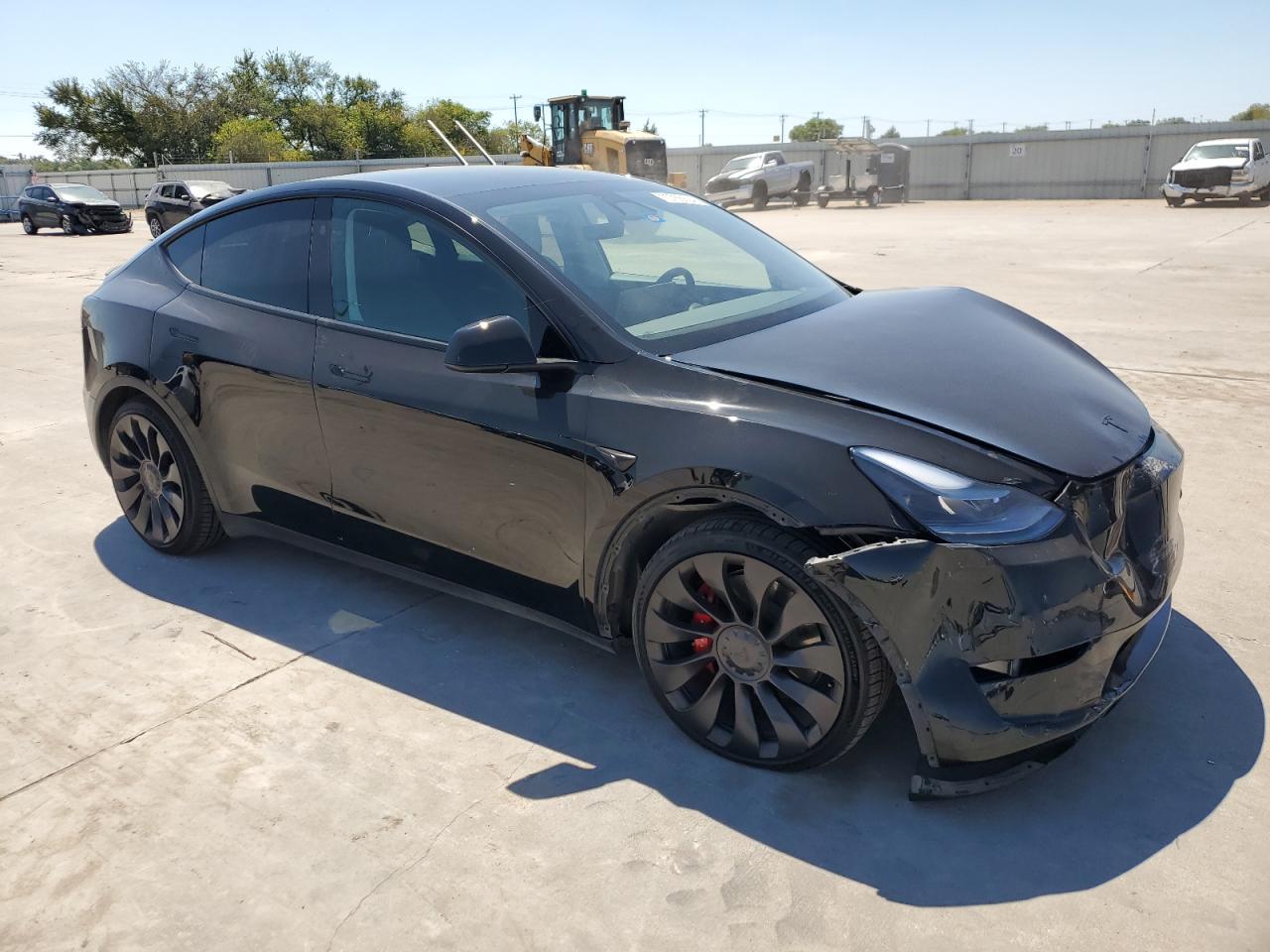 2023 Tesla Model Y - Фото 4