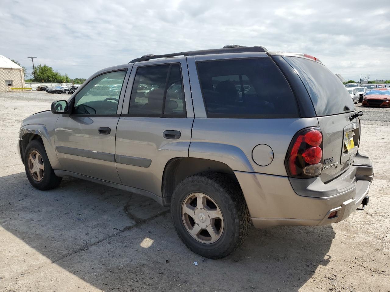 2005 Chevrolet Trailblazer Ls - Фото 2