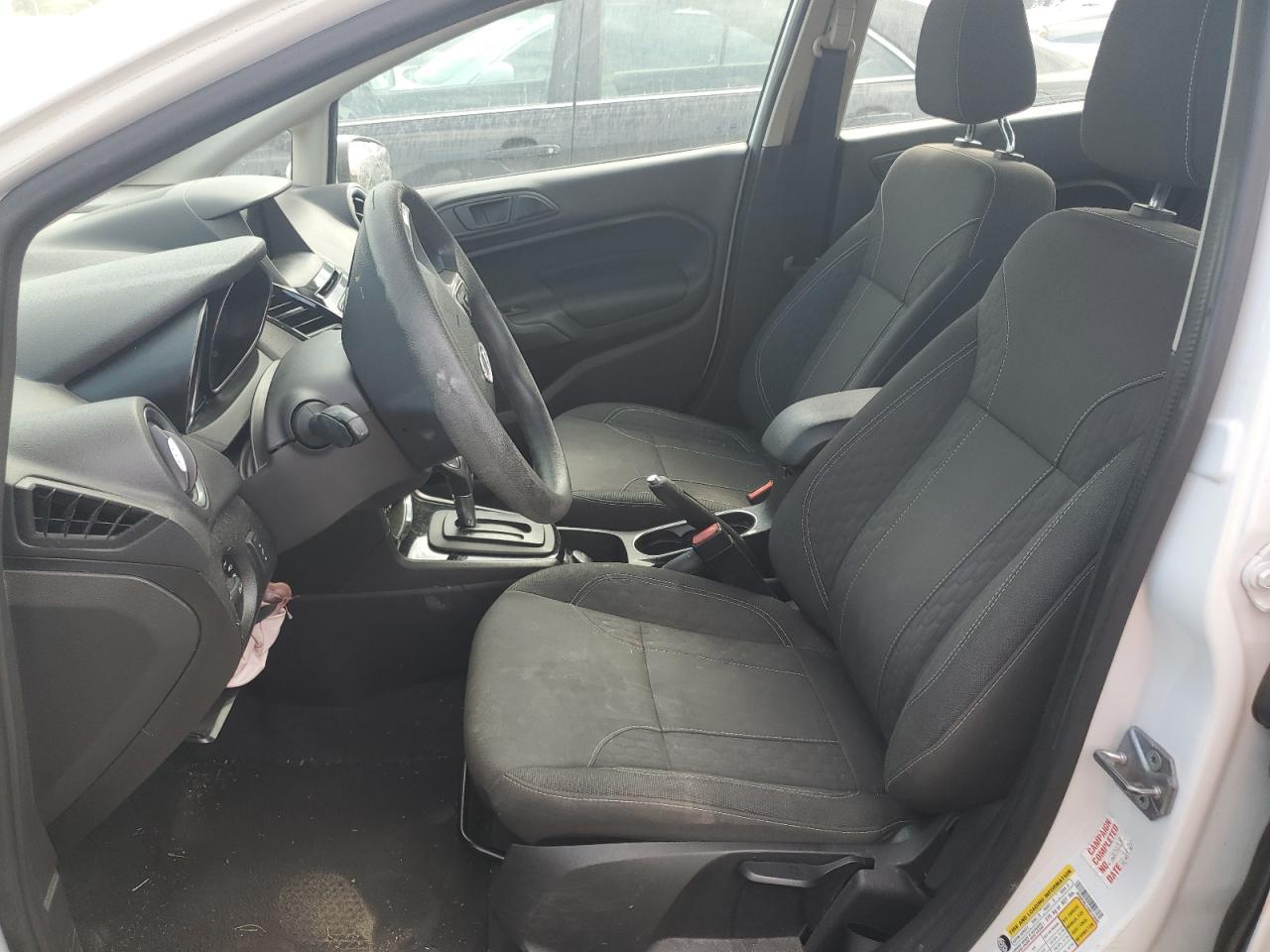 2019 Ford Fiesta Se - Image 7