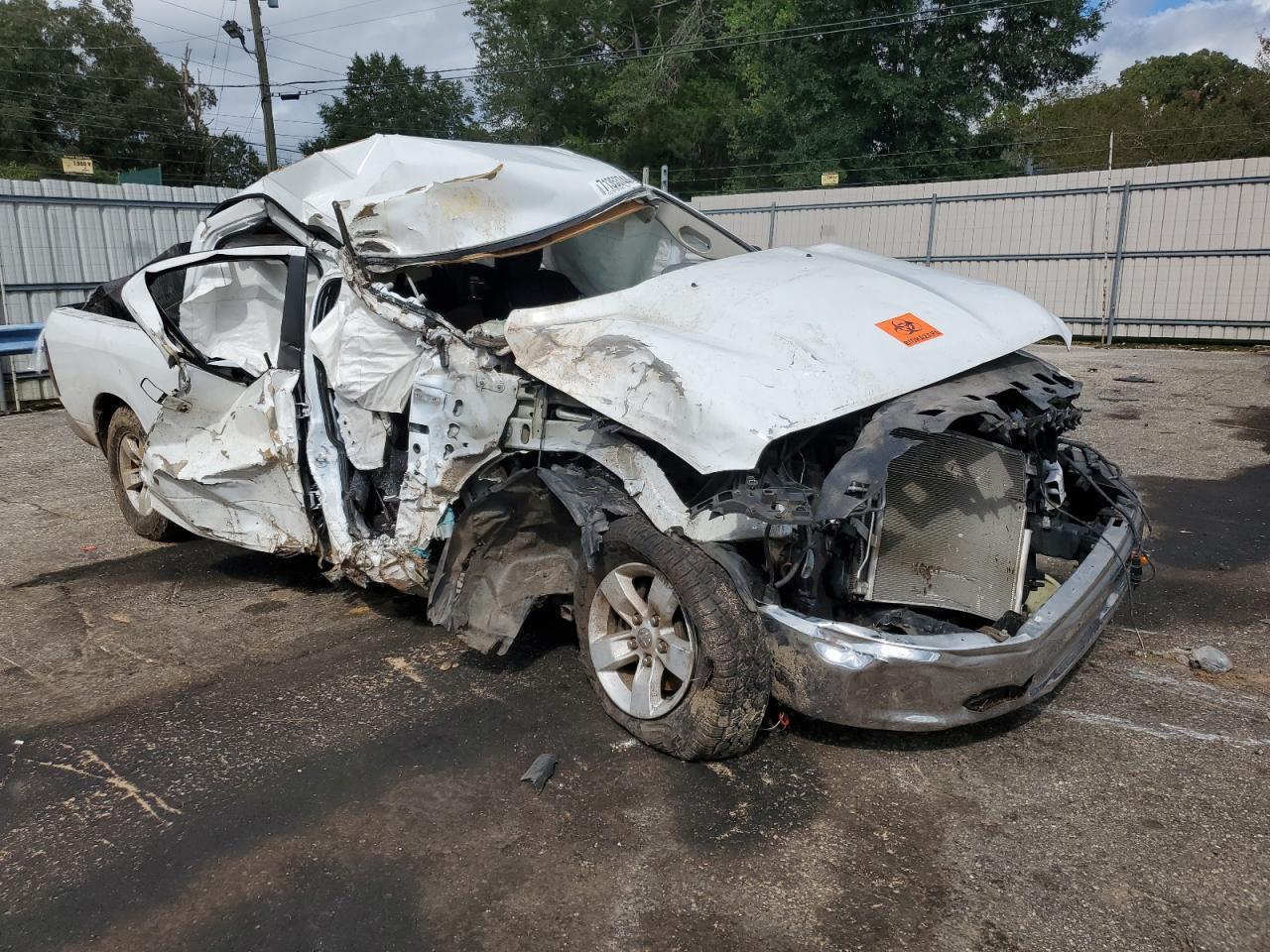 2019 Ram 1500 Classic Slt - Image 4