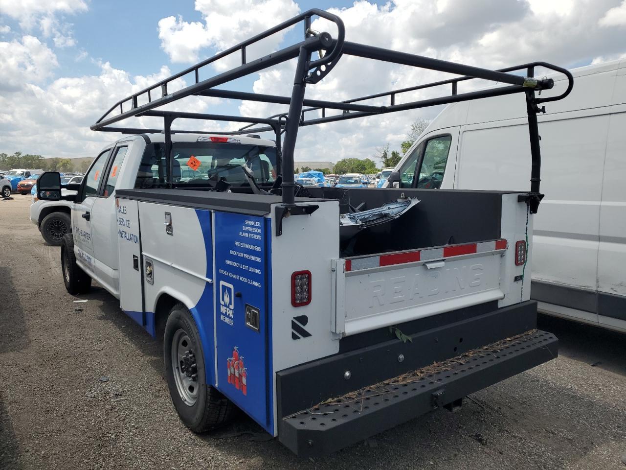 2022 Ford F250 Super Duty - Фото 2